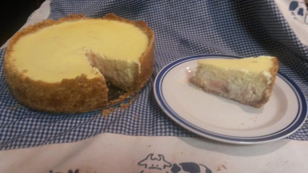 Baked Rhubarb Cheesecake